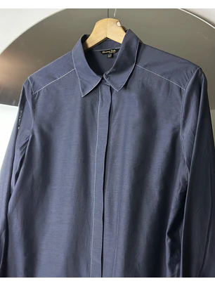 Camisa ploma azulada