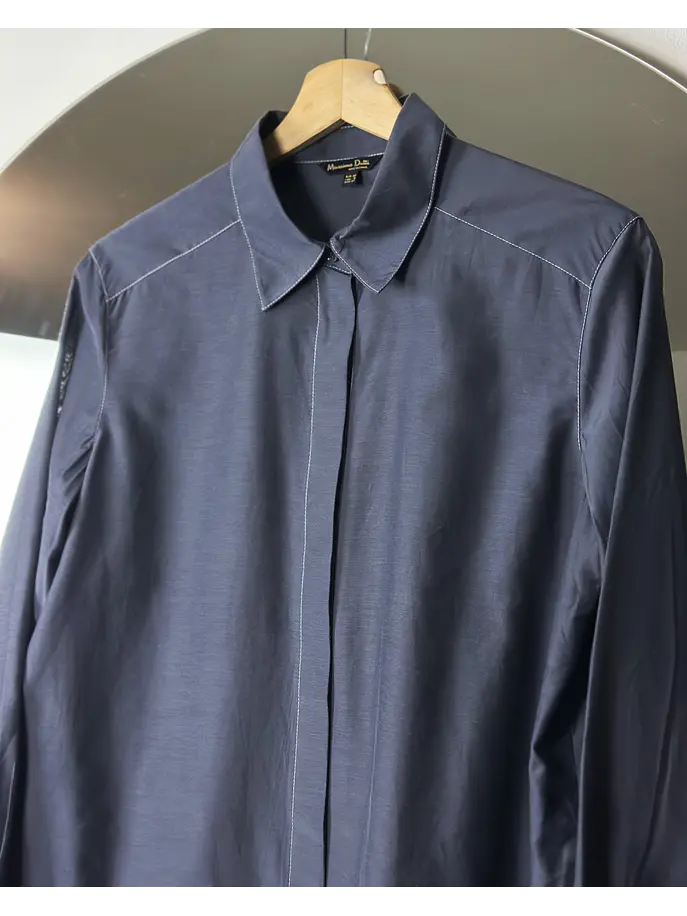 Camisa ploma azulada 2