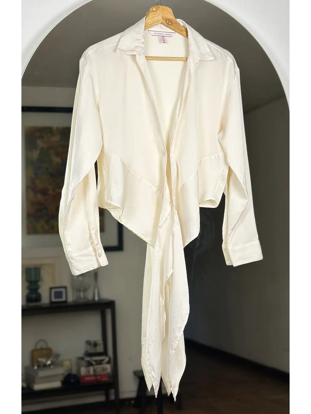 Camisa crema satinada 3