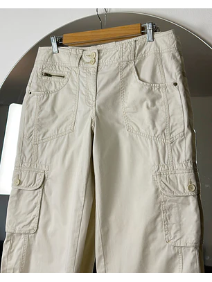 Pantalón capri beige 
