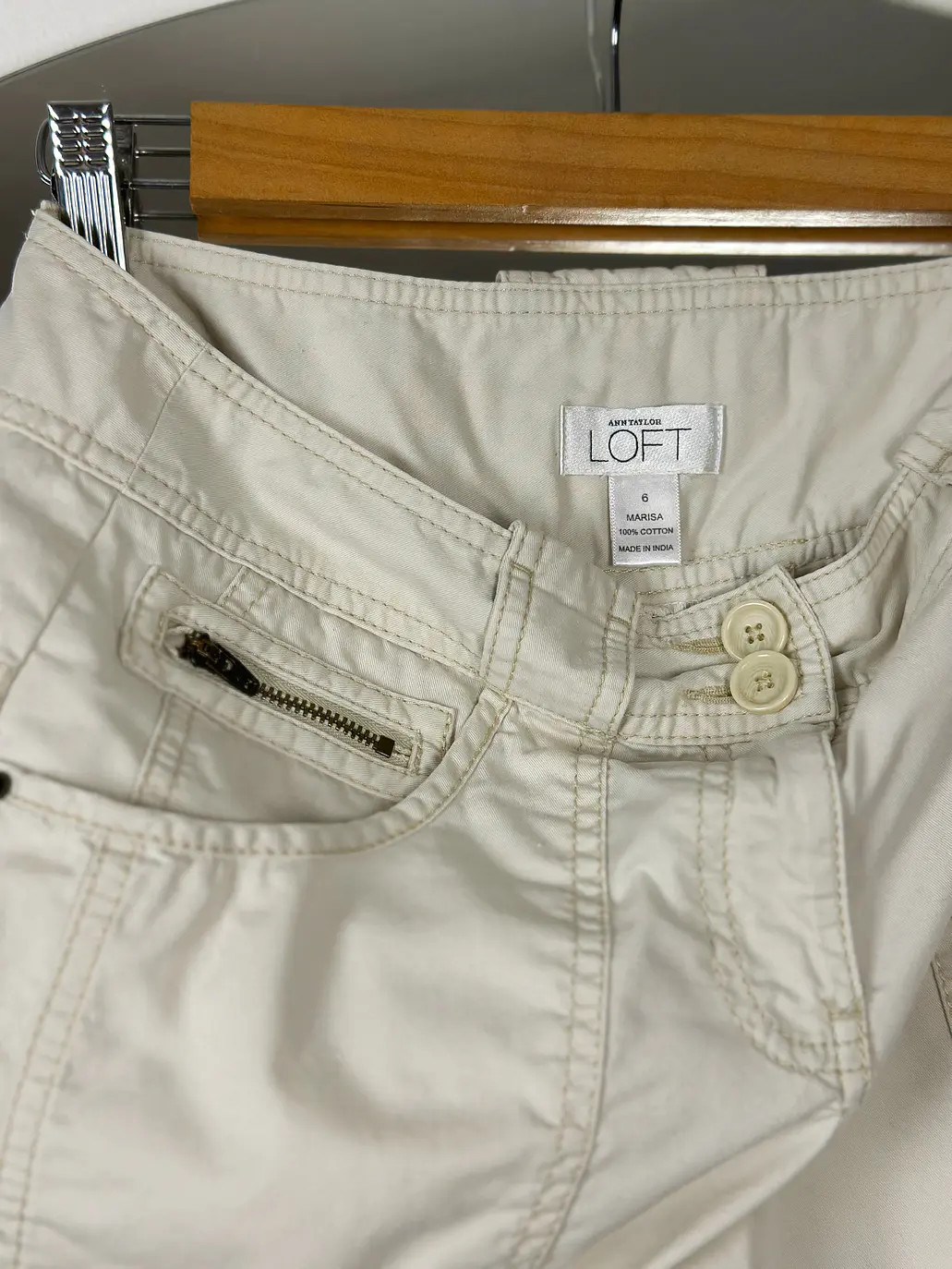 Pantalón capri beige  5