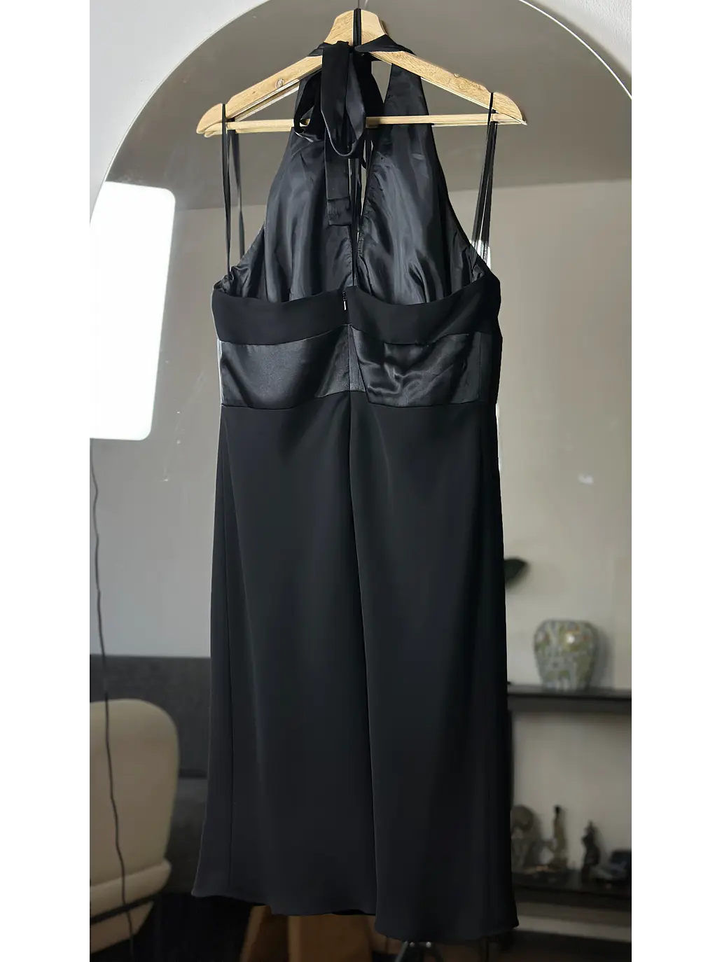 Vestido negro halter 4