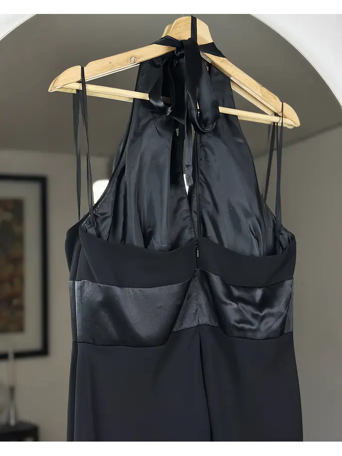 Vestido negro halter 5