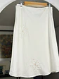 Falda blanca midi bordada - Miniatura 2