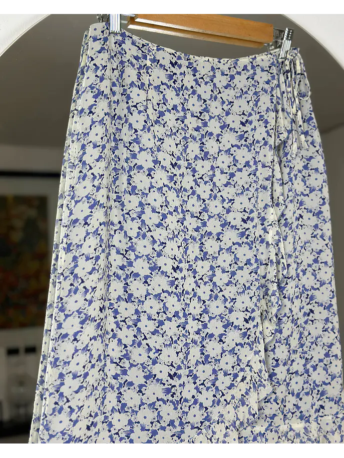 Falda floreada de seda  5