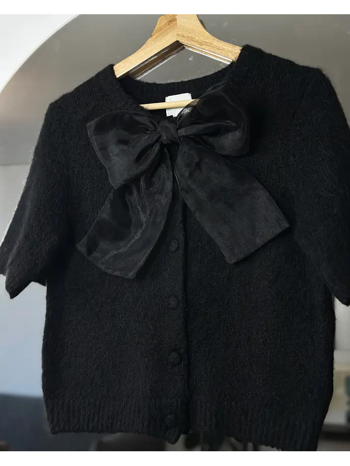 Chaleco negro con cintón 2