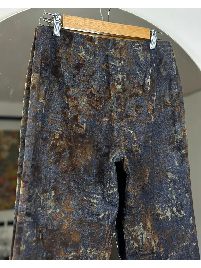 Pantalón de mezclilla con diseño 6