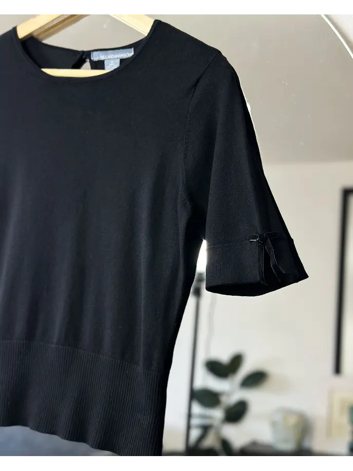 Polera negra de seda 2