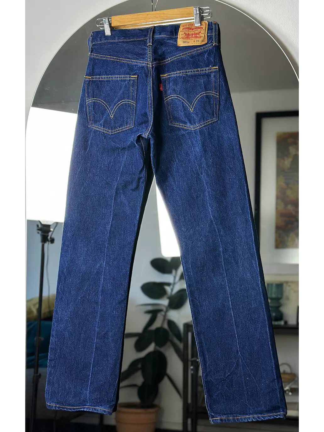 Pantalón azul de mezclilla  7