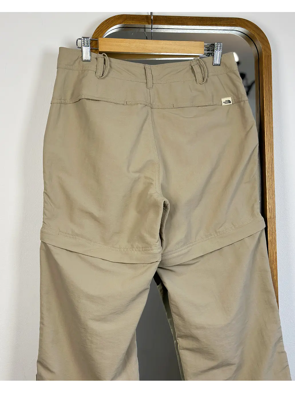 Pantalón outdoor beige desmontable 3