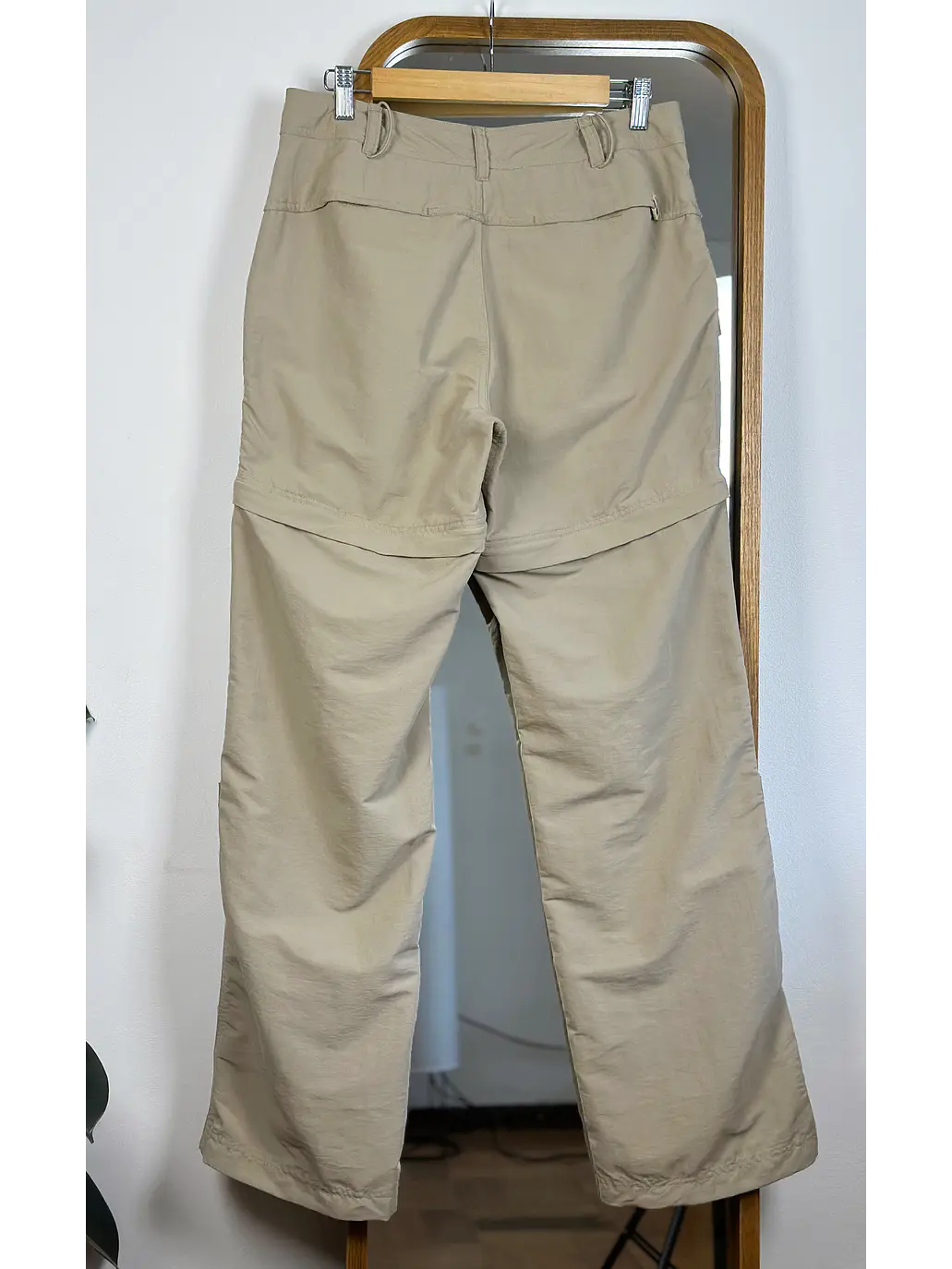Pantalón outdoor beige desmontable 4