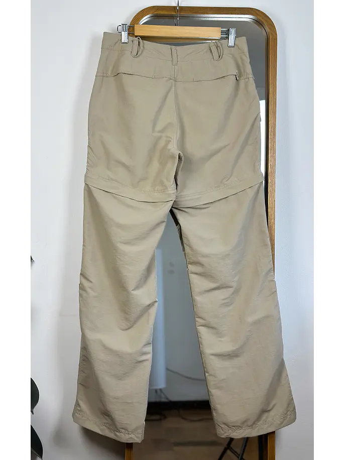Pantalón outdoor beige desmontable 4