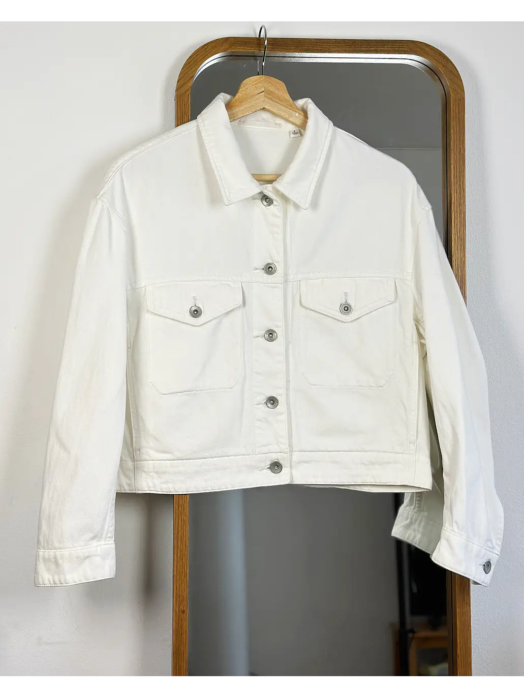 Chaqueta de mezclilla blanca 1