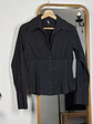 Camisa negra escotada - Miniatura 1