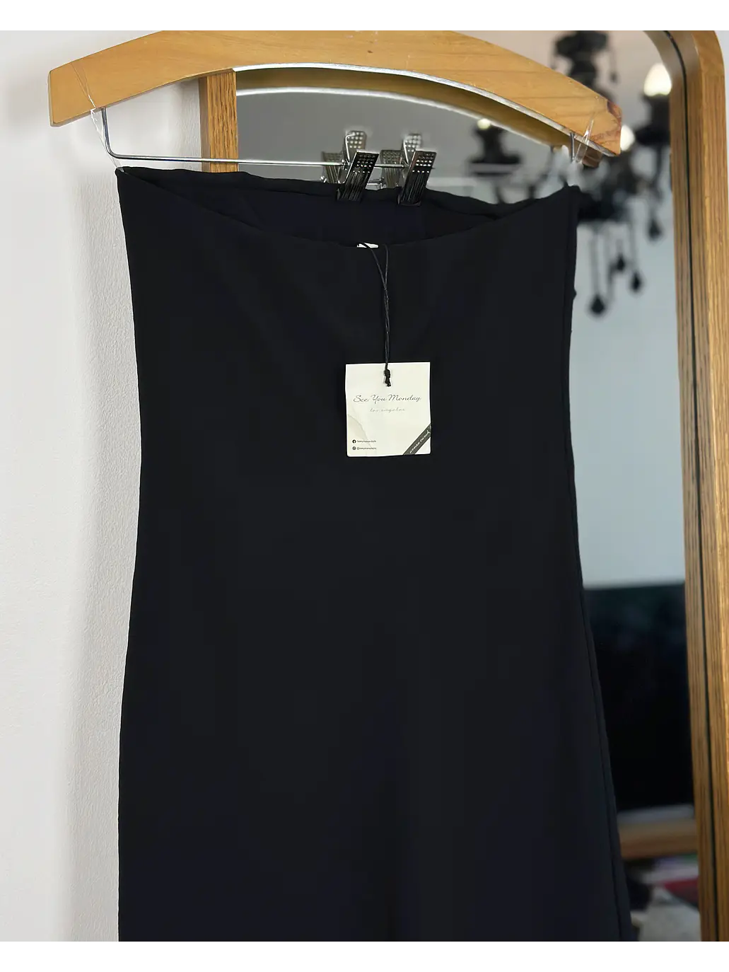 Vestido negro strapless 5
