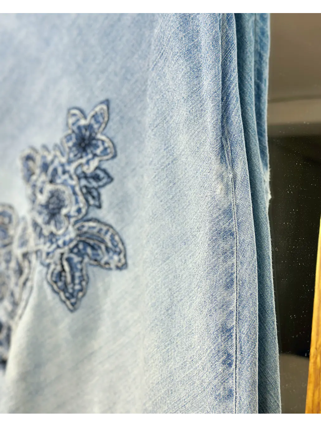 Falda denim floreada 4