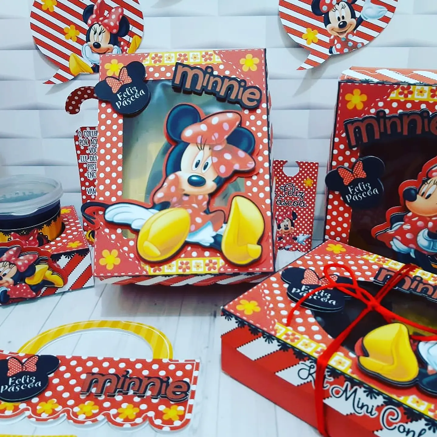 Arquivo de Corte Páscoa Minnie Vermelha 13
