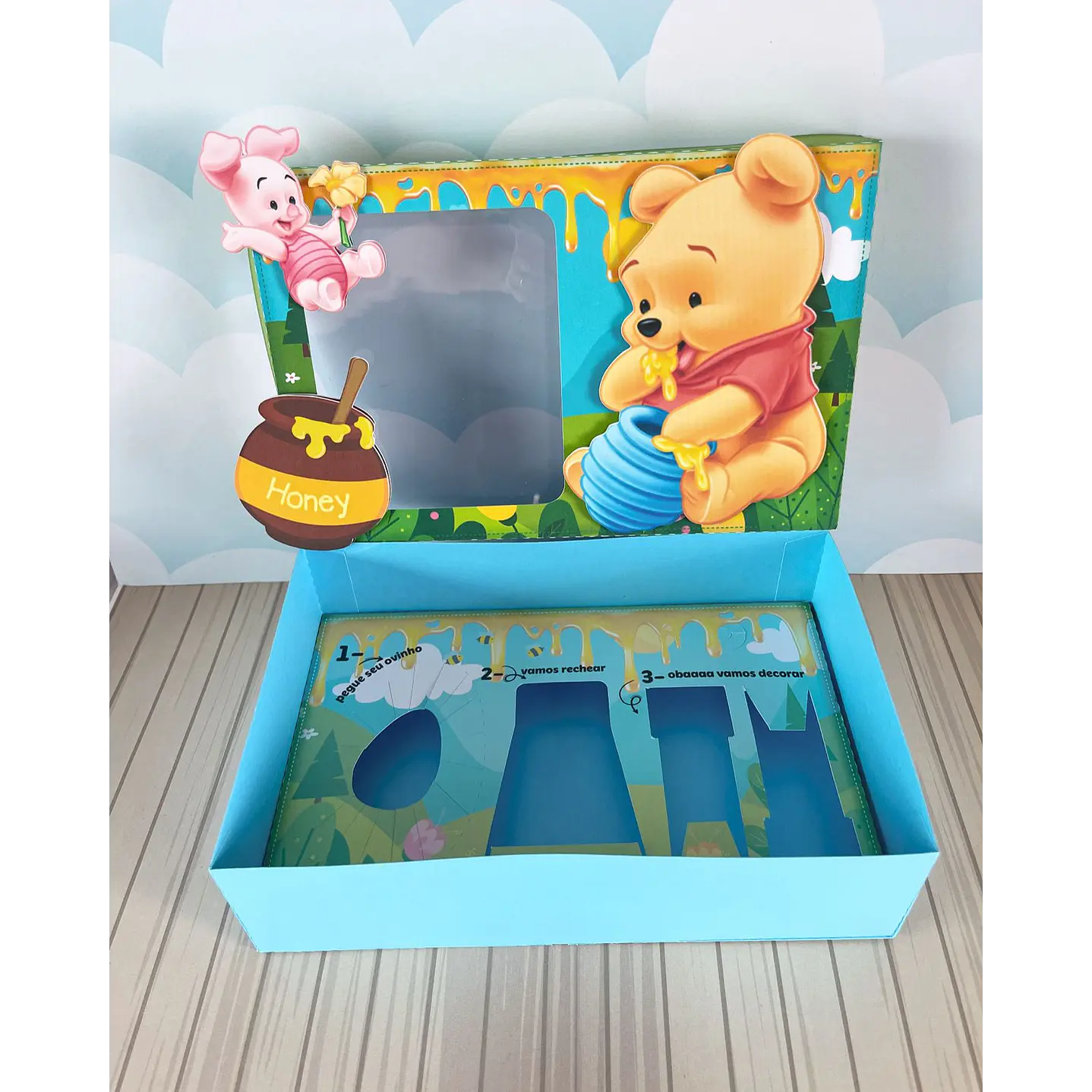 Arquivo de Corte Mini Confeiteiro Ursinho Pooh - Páscoa 2
