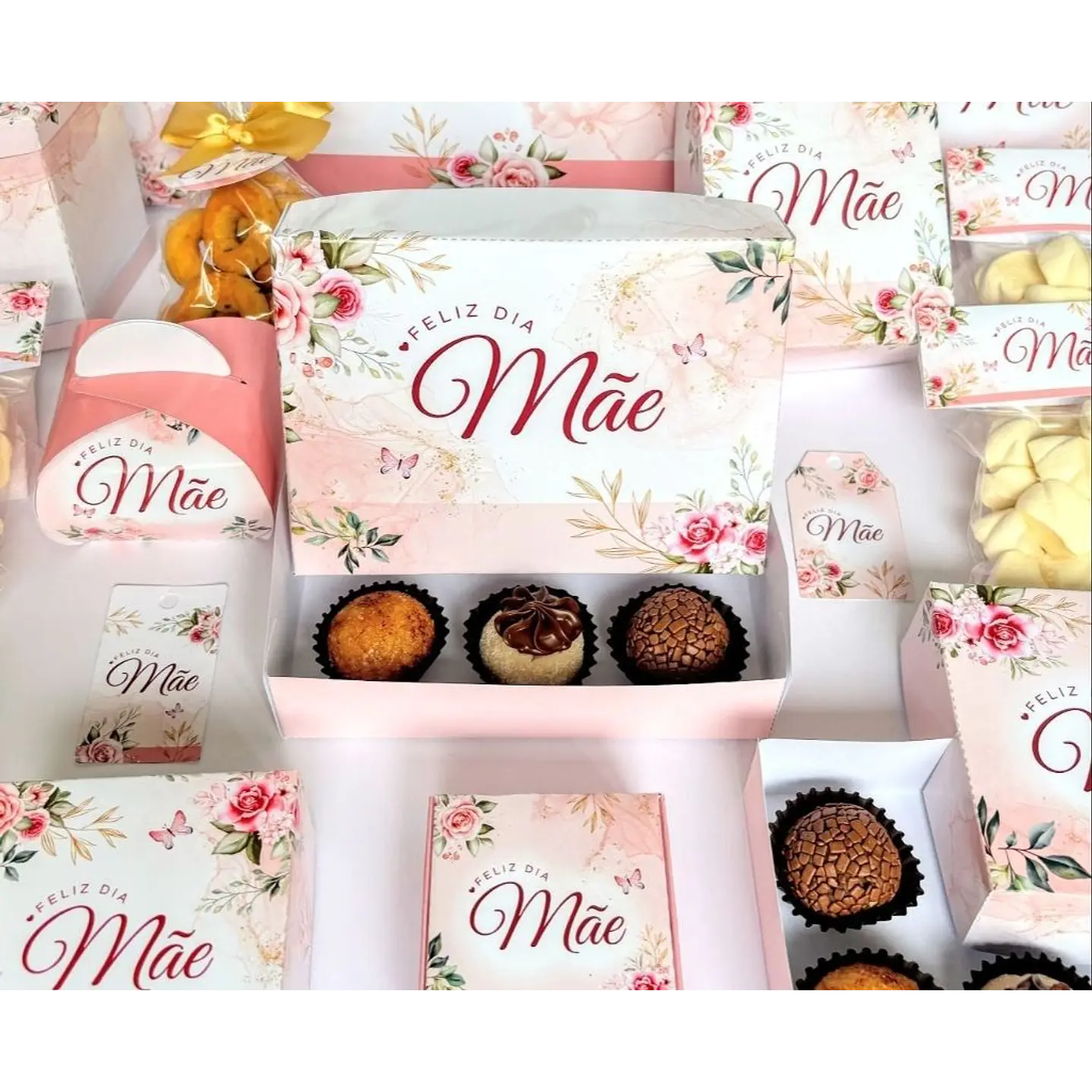 Kit Dia das Mães Floral Rosa Vintage Sacolas e Caixas para Imprimir 2