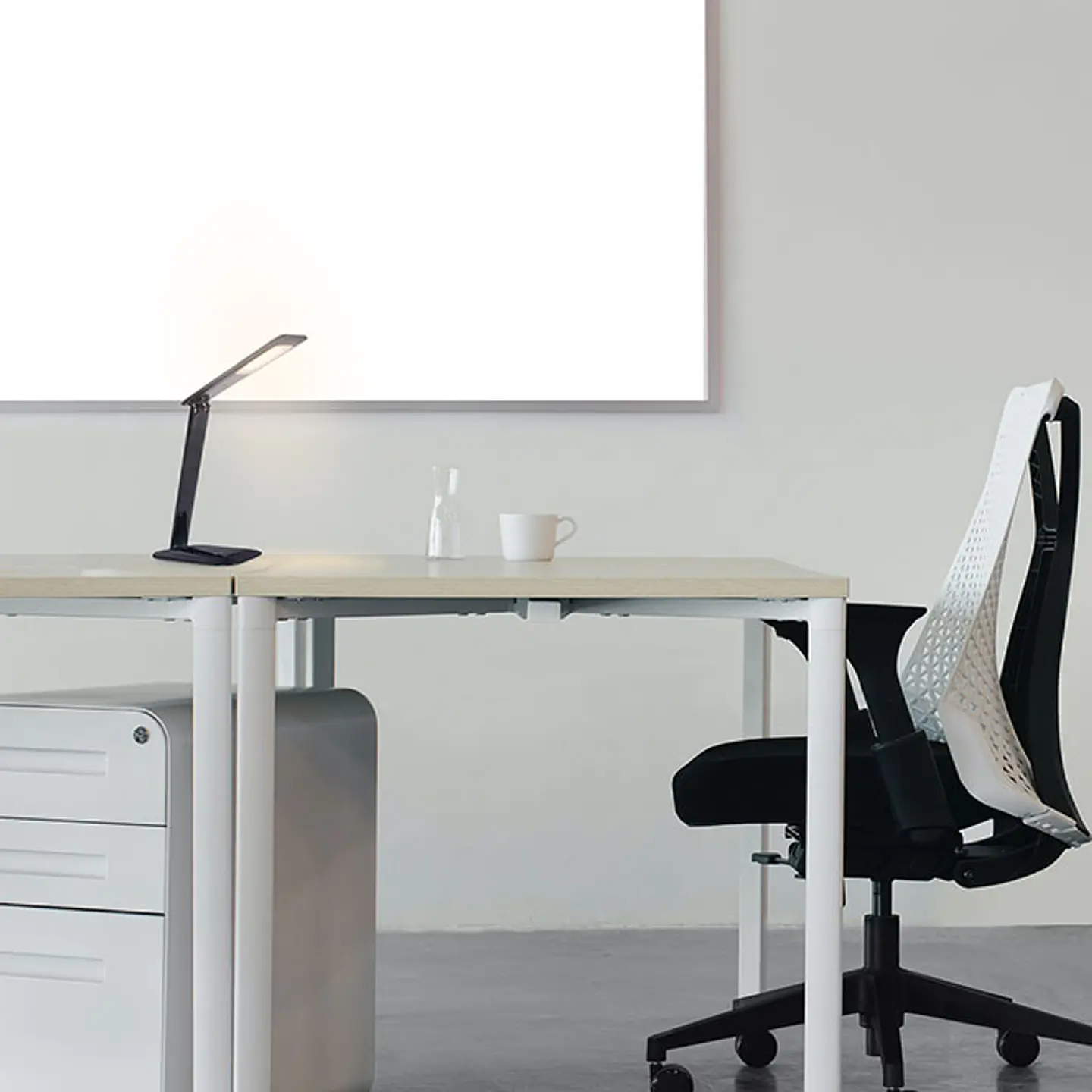 Candeeiro de mesa PYTHON 1x5,2W LED 500lm 3000-6000K C.32xL.15xAlt.33cm 2