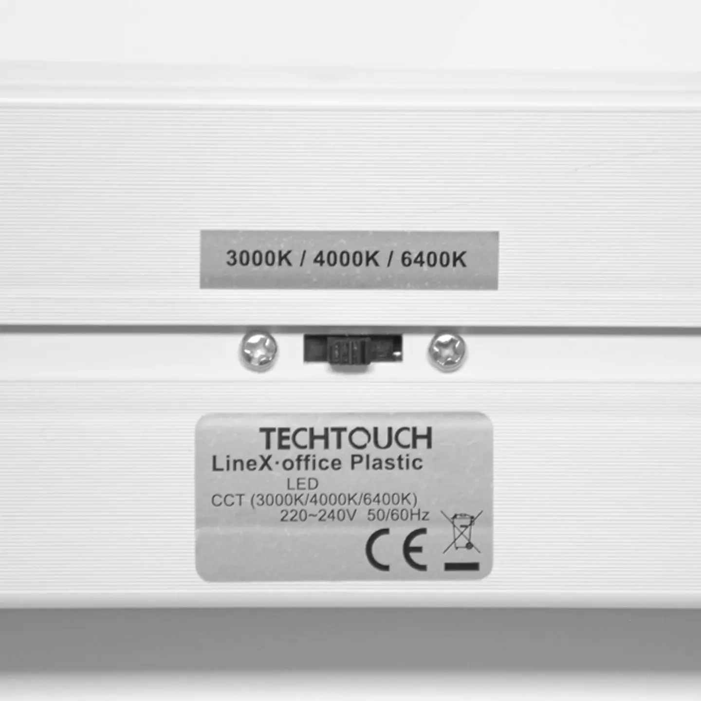 Barra suspensa/tecto LineX OFFICE 120cm 1x40W LED CCT 3000/4000/6400K C.118xL.7xAlt.Reg.cm 3