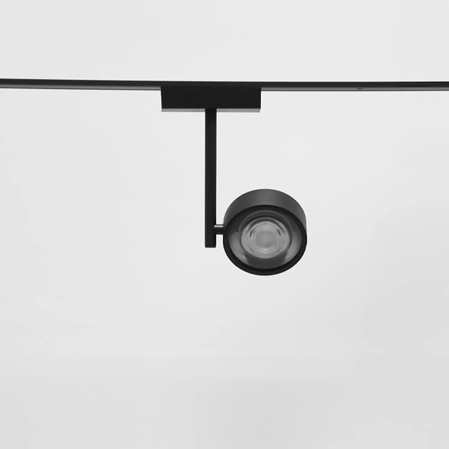 Foco para calha magnética PIQUET (2 condutores) 19W LED 1600lm 3000K 36° C.16,4xL.3,3xAlt.11,8cm pre 2