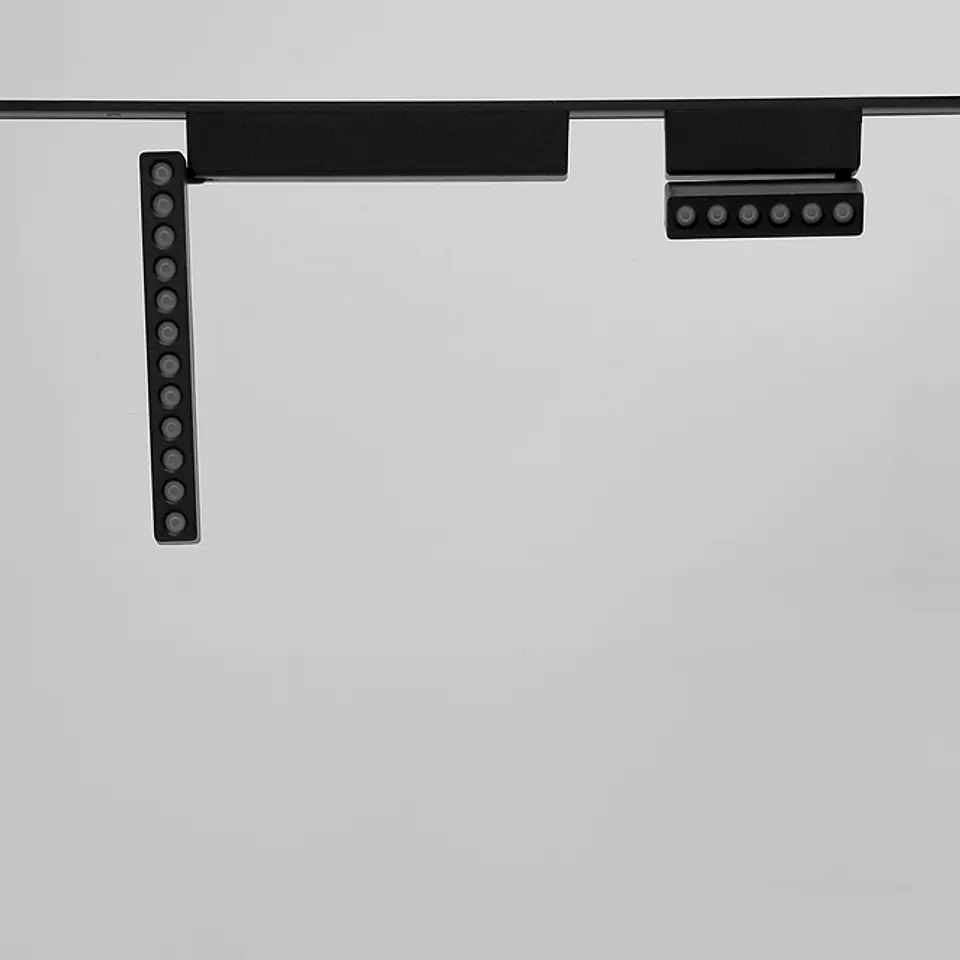 Barra orientável p/calha magnética PIQUET (2 condutores) 12W LED 870lm 3000K 24° C.23xL.2,6xAlt.8cm 2