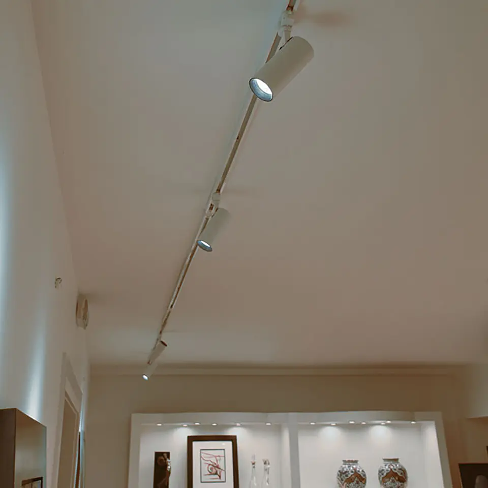 Foco para calha LINE PRO X2 (2condutores) 35W LED 3300lm 4000K 36° C.9xL.7,7xAlt25cm alumínio 3