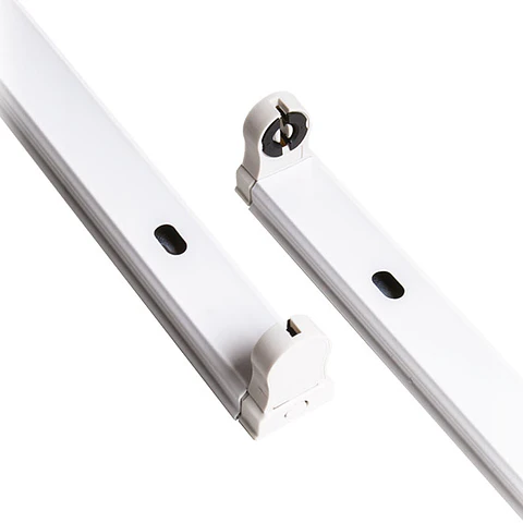 Régua BATTEN 1xG13 T8 LED 90cm C.91xL.3,5xAlt.4,5cm branco