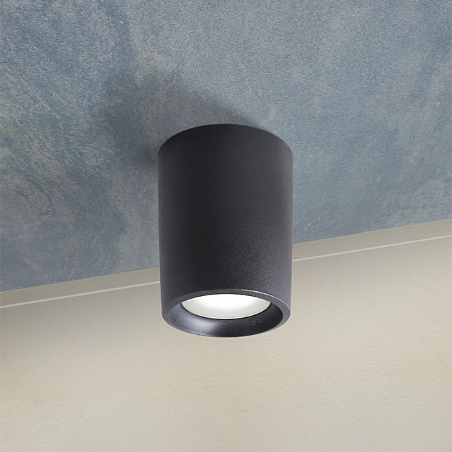 Foco LIVIA 1xE27 15W botão CCT (2cores) IP55 Alt.22xD.18cm resina 2