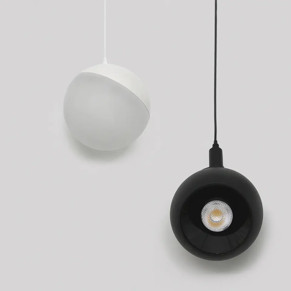 PROJETOR MAGNETICO ESFÉRICO BRANCO SUSPENSO10W 2700K 1