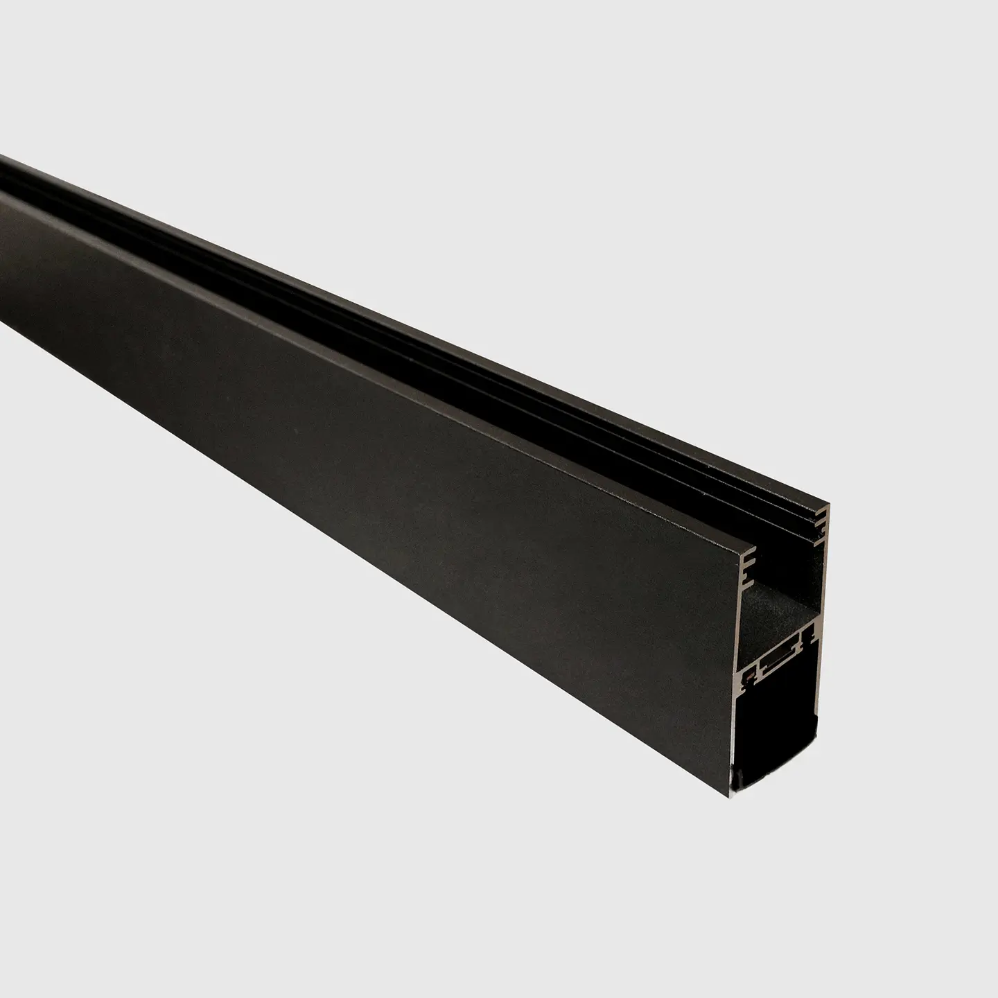 CALHA MAGNÉTICA SUSPENSA PRETO COM 2M 1
