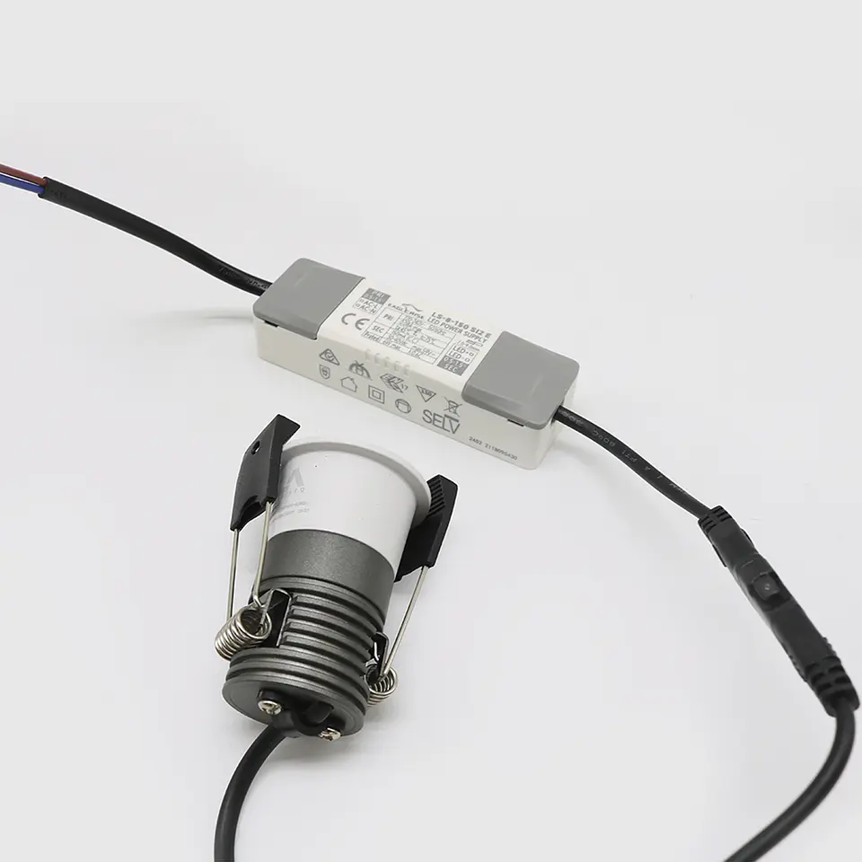 DOWNLIGHT LED COB BRANCO 18W 3CCT 2