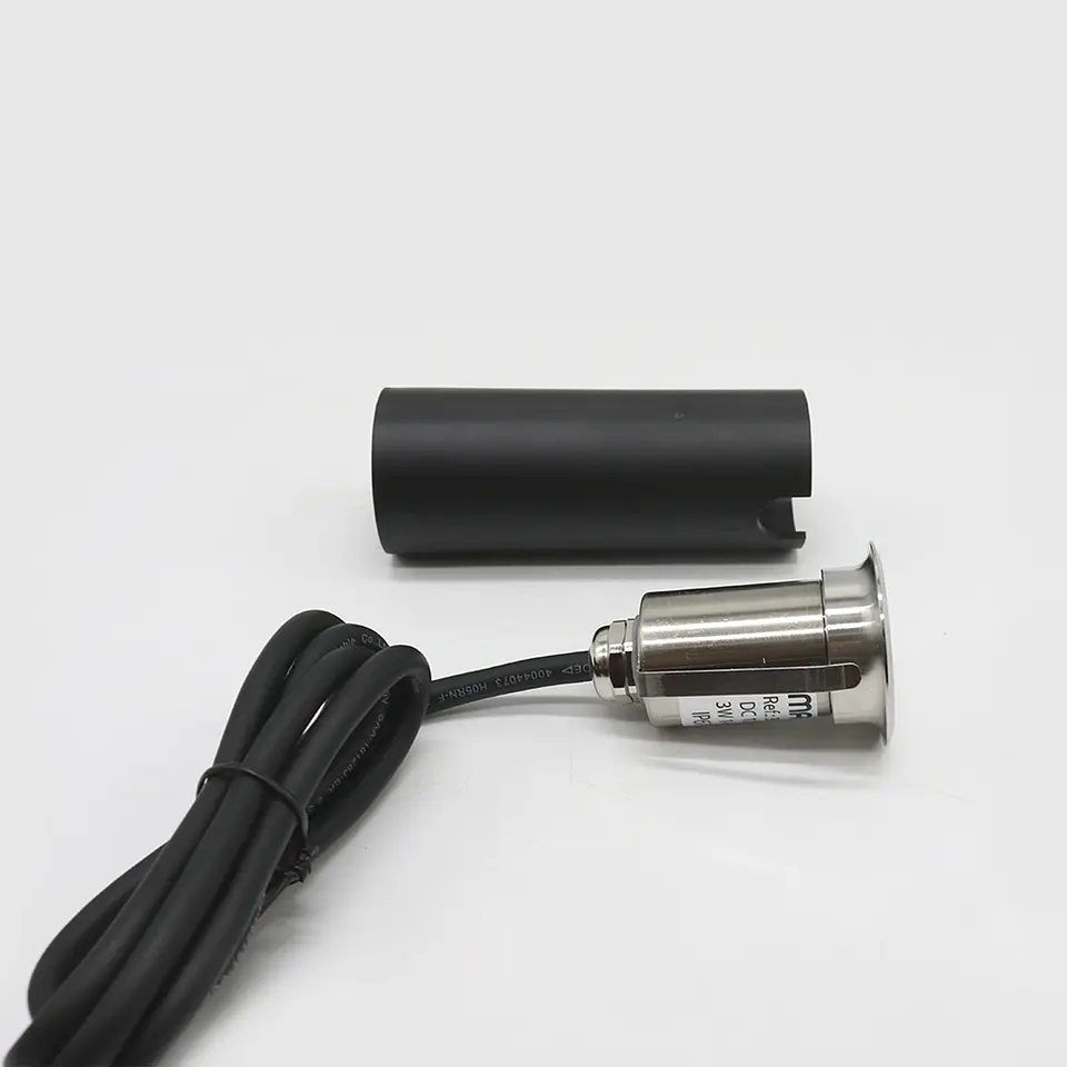 PROJETOR DE CHÃO REDONDO 3W 2700K 12V IP67 3