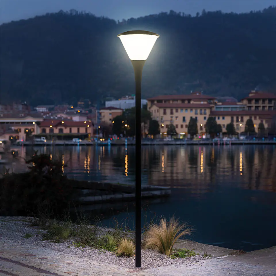 LUMINARIA DE JARDIM LED 60W 2700K 2