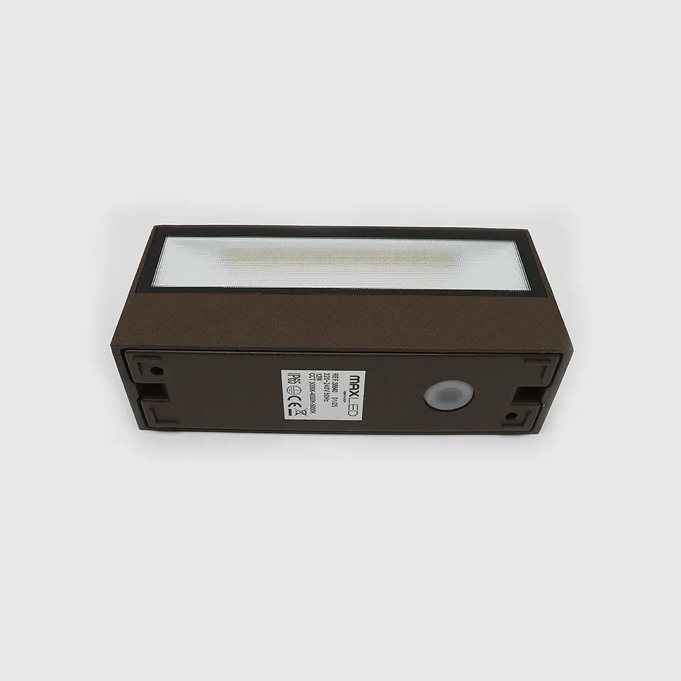 APLIQUE LED PAREDE RETANGULAR CORTEN 2X6W 3CCT 4