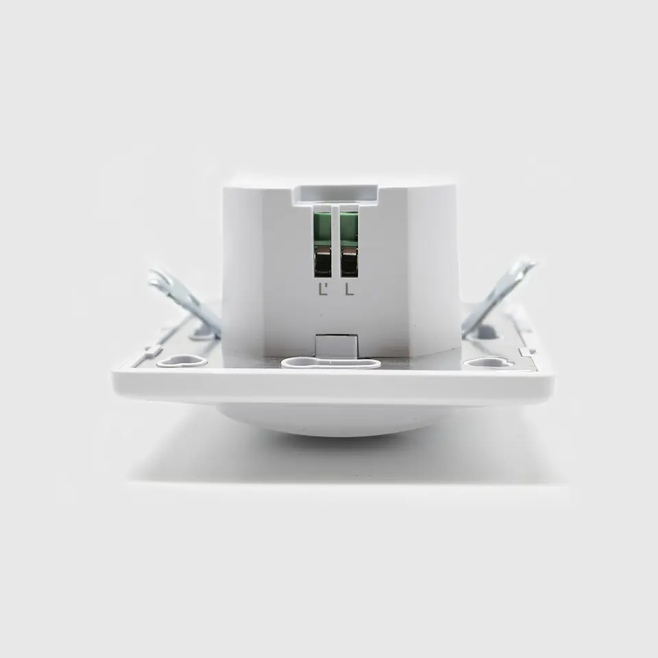SENSOR DE MOVIMENTO INFRAVERMELHOS ST31 2