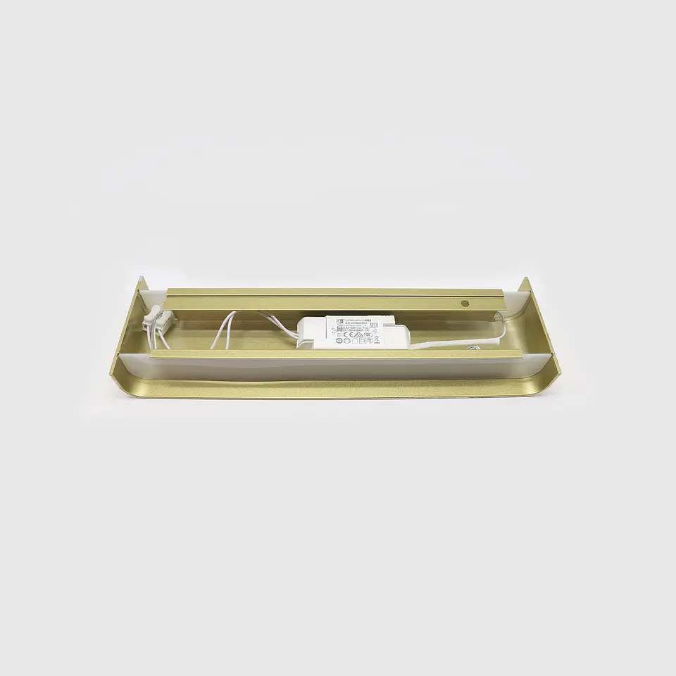 APLIQUE LED PAREDE MADEIRA 6W 3000K 4