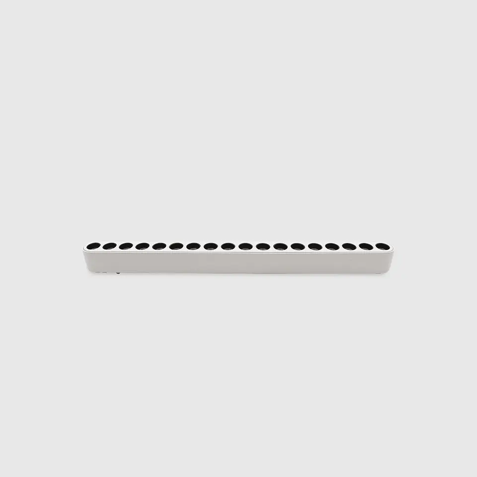 PROJETOR LINEAR BRANCO CALHA MAGNÉTICA 18W 4000K DE 36° 40V 1