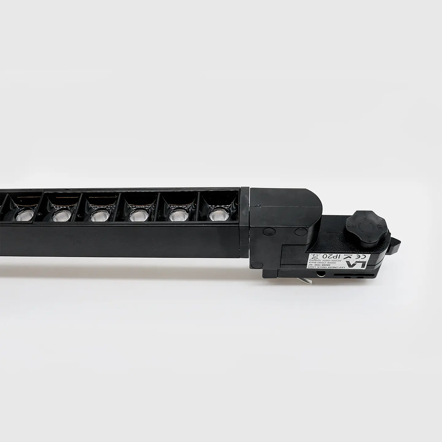 PROJETOR LINEAR TRIFÁSICO PRETO 