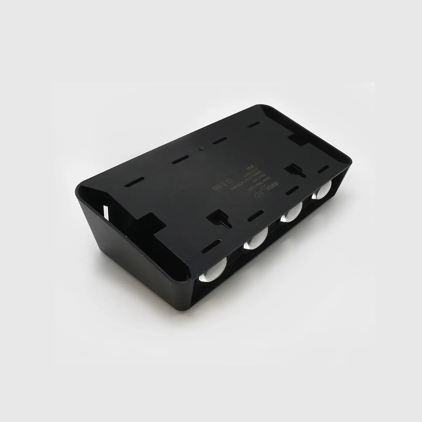 APLIQUE LED SOLAR 18W 3CCT 2