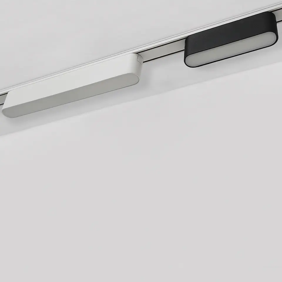 PROJETOR LINEAR PRETO CALHA MAGNÉTICA 6W 2700K DE 90° 40V 4