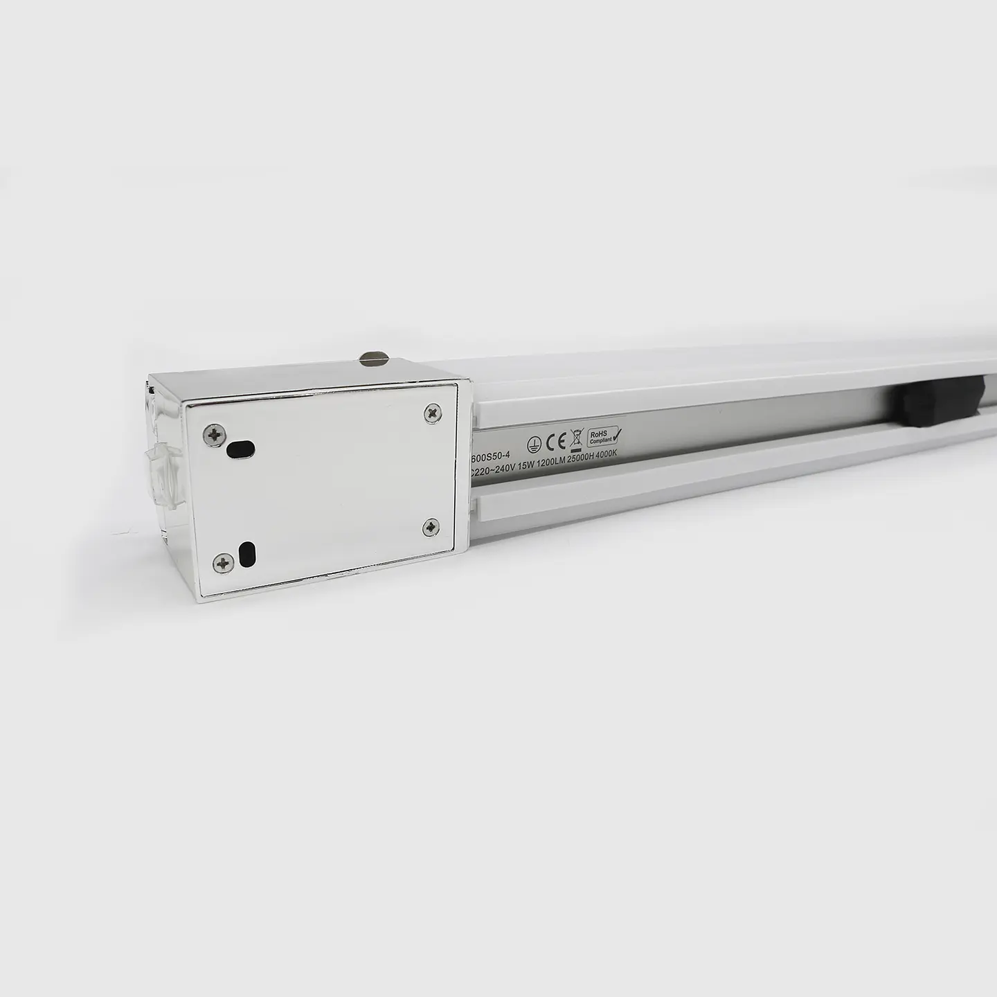APLIQUE LED C/ TOMADA DE 2000W IP44 15W 4000K 2