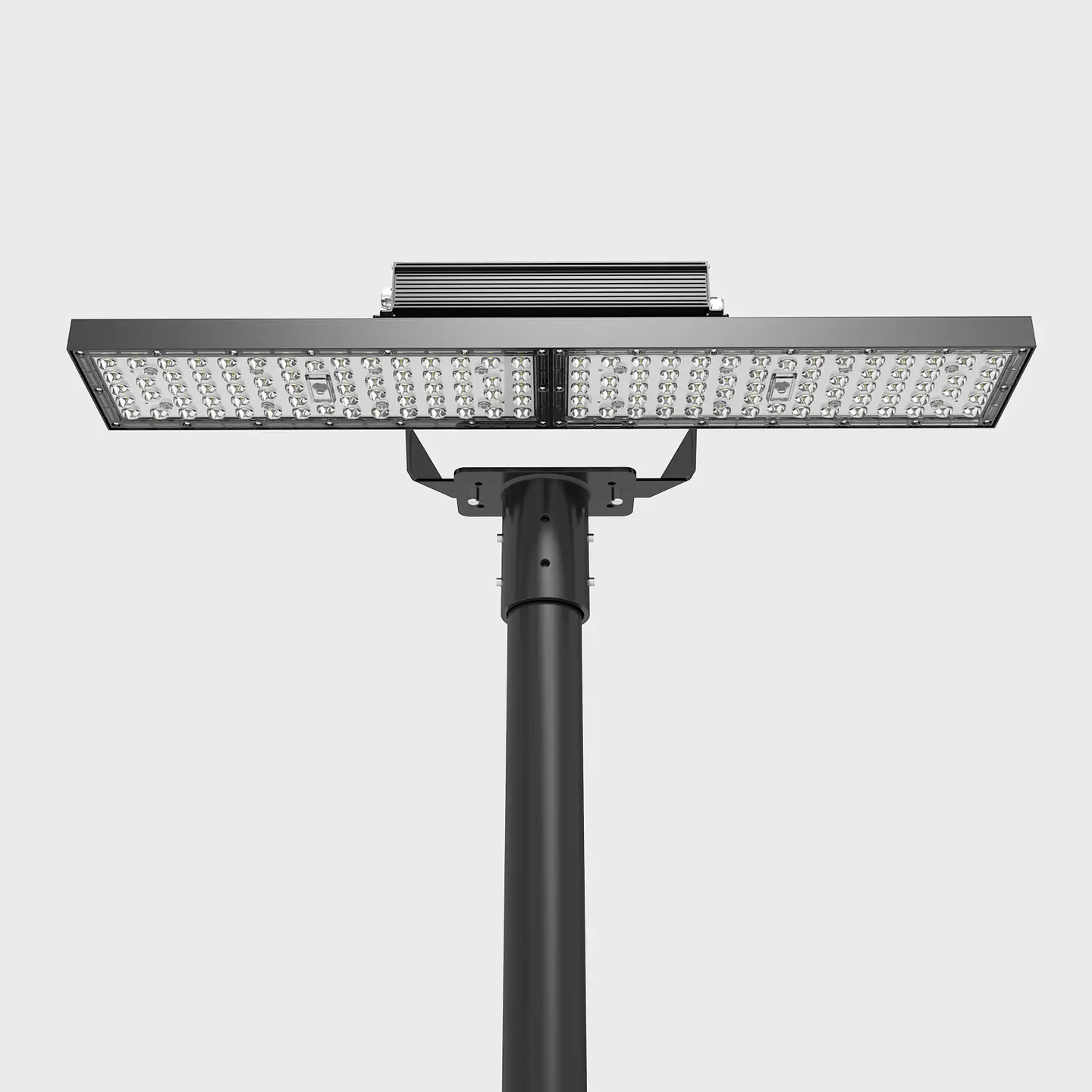 LUMINÁRIA LED P/ CAMPO DE PADEL 240W 5000K 1