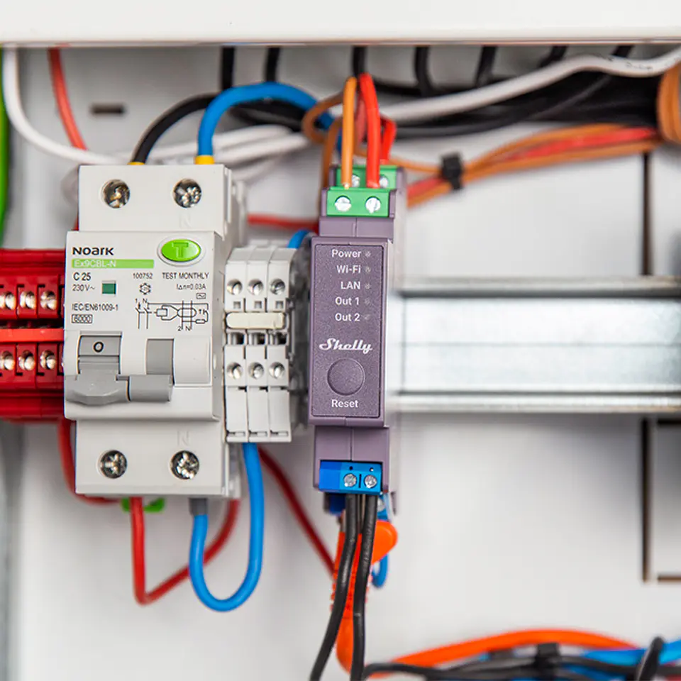 Shelly Pro 2 — Relé 2 canais p/calha DIN 2×16A Wi-Fi + Bluetooth + LAN 3