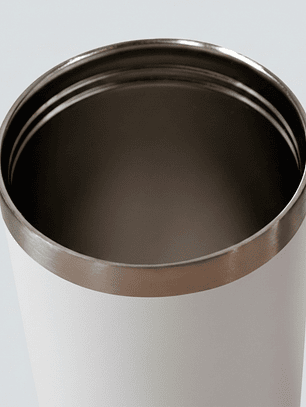 Botella Térmica Acero Inoxidable 890ml 12 hrs duracion