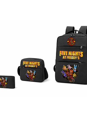 🔥 SET MOCHILA + BANANO + ESTUCHE FIVE NIGHTS AT FREDDY’S CON PUERTO USB