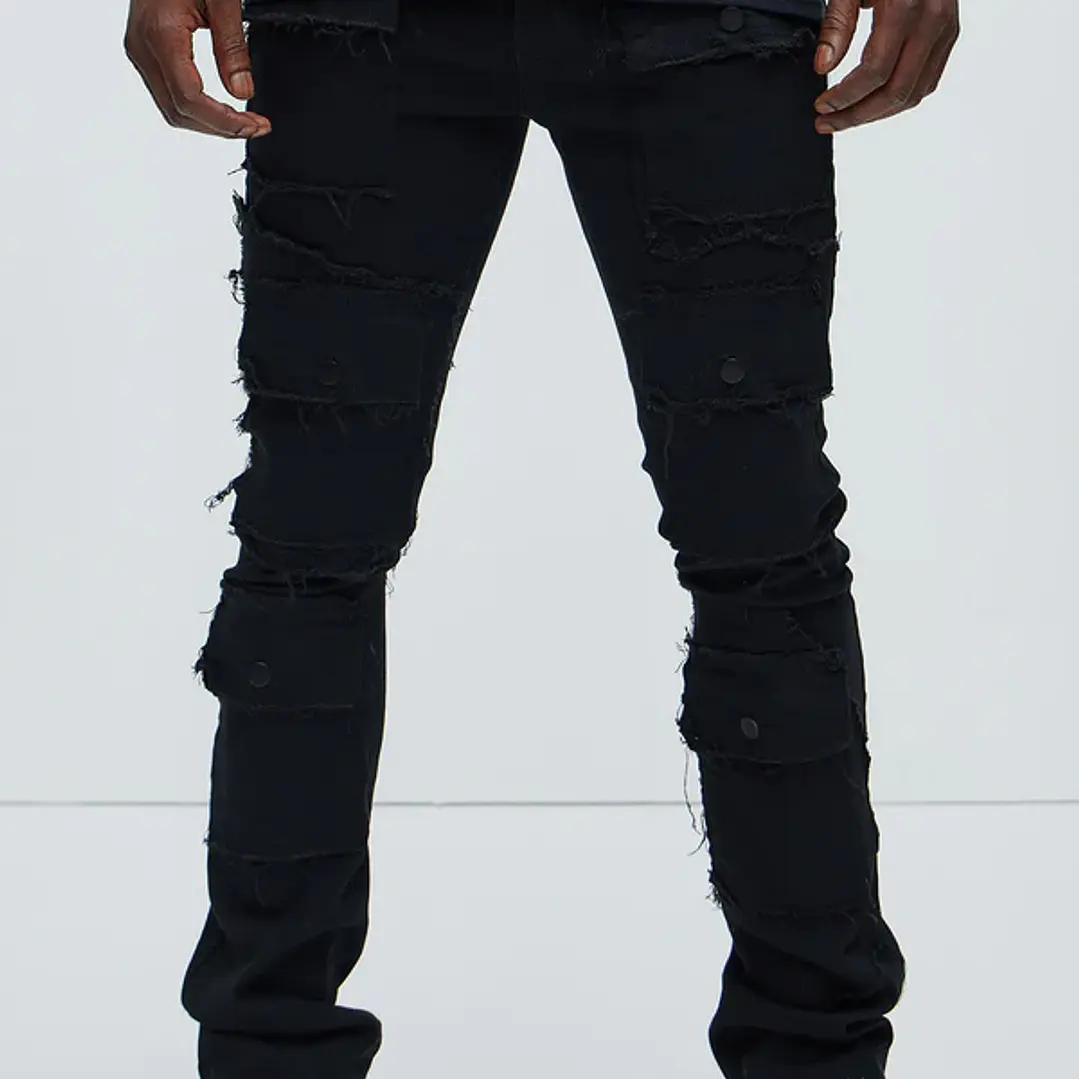 Jeans Ajustado Y Acampanado Let's Go Fray Cargo - Negro 3