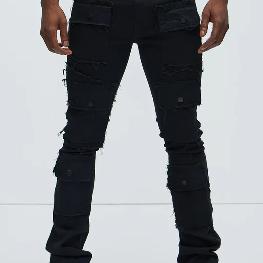Jeans Ajustado Y Acampanado Let's Go Fray Cargo - Negro 1