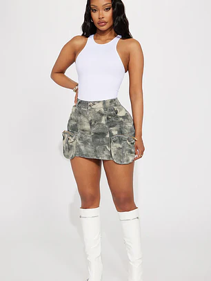 Falda Cargo Mini Fashion Nova – Gris Combinado | Talla XS